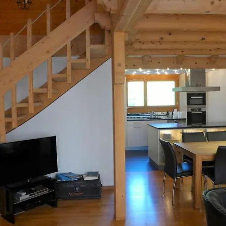 Appartement Sleeps 8 Wifi