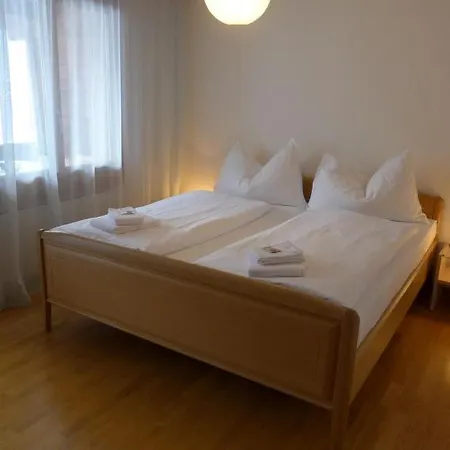 Sleeps 8 Wifi
